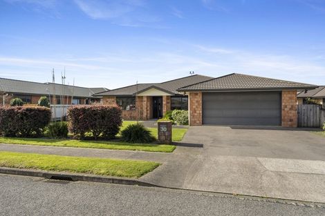 Photo of property in 30 Montague Grove, Stratford, 4332