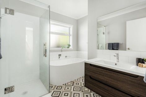 Photo of property in 62 Bell Street, Judea, Tauranga, 3110