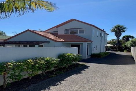 Photo of property in 6 Nile Road, Kelston, Auckland, 0602