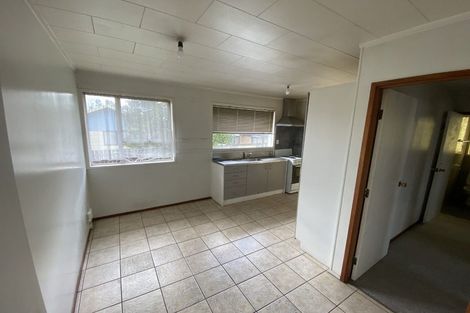 Photo of property in 2/30 Heathberry Close, Papatoetoe, Auckland, 2025