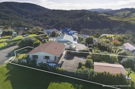 Photo of property in 9 Landel Place, Whitianga, 3510