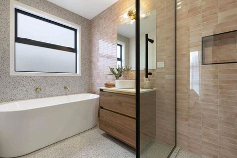 Photo of property in 225 Zanders Road, Helensville, 0882