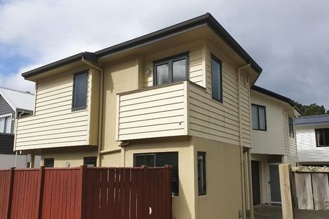 Photo of property in 164a Newlands Road, Newlands, Wellington, 6037