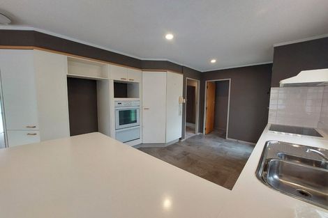 Photo of property in 22 Splitt Avenue, Glenview, Hamilton, 3206