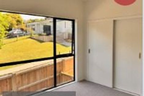 Photo of property in 24e Gladys Avenue, Glenfield, Auckland, 0629