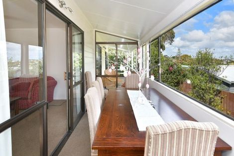 Photo of property in 14 Melandra Road, Stanmore Bay, Whangaparaoa, 0932
