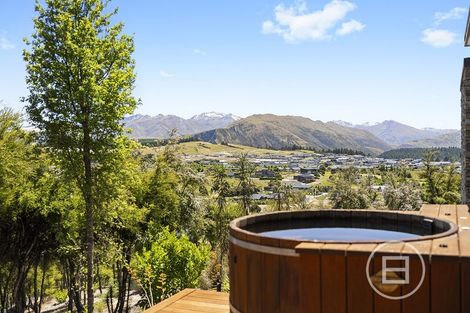 Photo of property in 12 Highfield Ridge, Wanaka, 9305