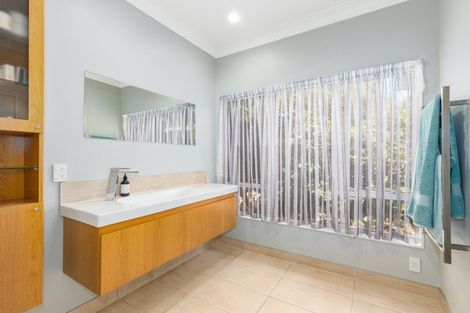 Photo of property in 283 Ngarara Road, Waikanae, 5391