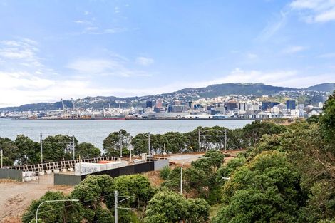 Photo of property in 16/2 Onslow Road, Khandallah, Wellington, 6035