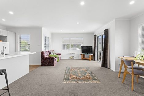 Photo of property in 40 Excelsa Place, Papamoa Beach, Papamoa, 3118