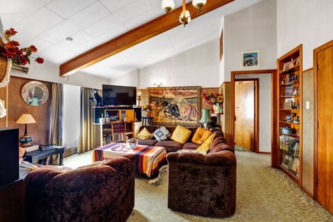 Photo of property in 49 Broadway, Stratford, 4332