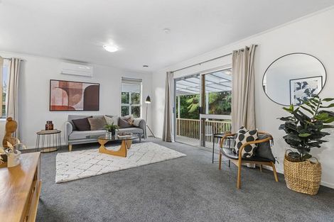 Photo of property in 78 Eskdale Road, Birkdale, Auckland, 0626
