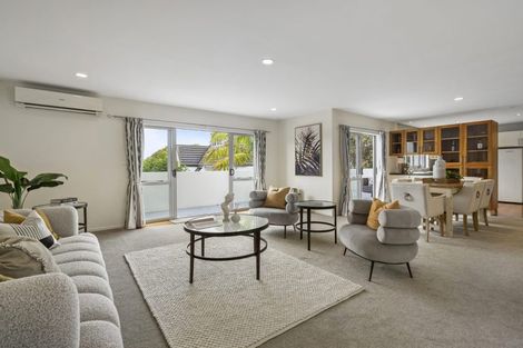 Photo of property in 1/22 Valley Road, Browns Bay, Auckland, 0630