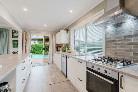Photo of property in 54 Regent Street, Silverdale, Hamilton, 3216
