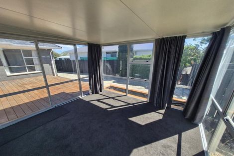Photo of property in 45 Cottonwood Street, Parklands, Christchurch, 8083