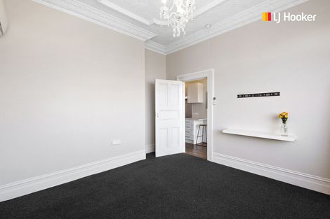 Photo of property in 74 Hargest Crescent, Saint Clair, Dunedin, 9012