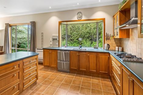 Photo of property in 6 Westall Lane, Avonhead, Christchurch, 8042