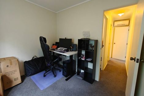 Photo of property in 51 Topliss Drive, Northcross, Auckland, 0632