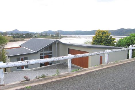 Photo of property in 110 Tukere Drive, Whangamata, 3620
