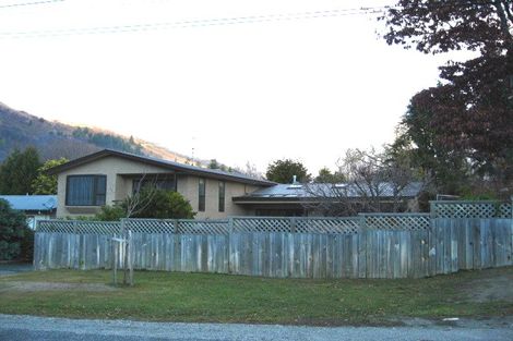 Photo of property in 7b Thames Street, Arrowtown, 9302
