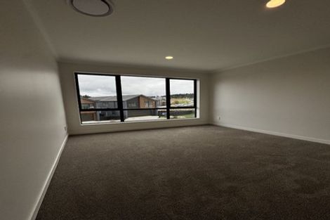 Photo of property in 3 Kikorangi Drive, Wainui, 0992