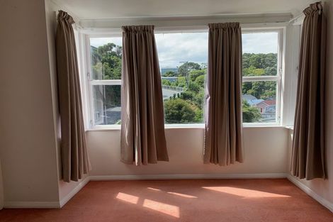 Photo of property in 75 Todman Street, Brooklyn, Wellington, 6021