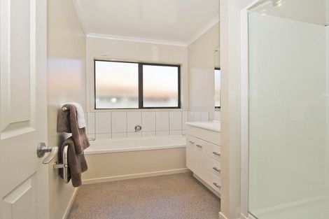 Photo of property in 5 Fraser Colman Grove, Wainuiomata, Lower Hutt, 5014