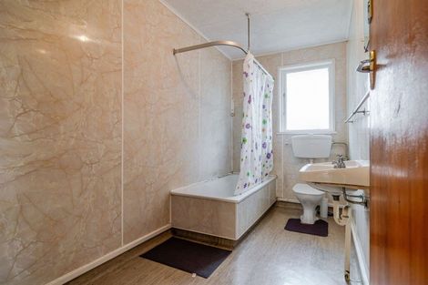 Photo of property in 75a Heretaunga Street, Palmerston North, 4414