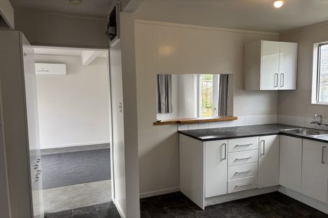 Photo of property in 28b Leighton Avenue, Waiwhetu, Lower Hutt, 5010