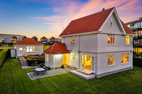 Photo of property in 14 Marlborough Crescent, Hobsonville, Auckland, 0616