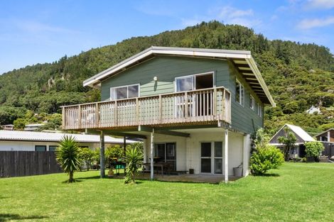 Photo of property in 50 Pauanui Beach Road, Pauanui, Hikuai, 3579