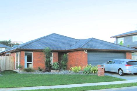 Photo of property in 28 Totara Views Drive, Red Beach, 0932