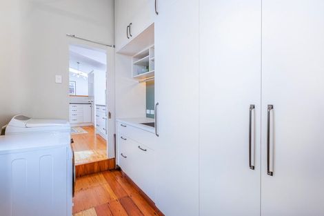 Photo of property in 194 Sydney Street West, Thorndon, Wellington, 6011