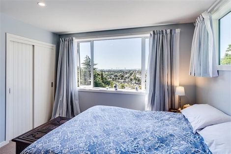Photo of property in 18 Lucknow Terrace, Hospital Hill, Napier, 4110