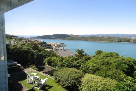 Photo of property in 19 Overtoun Terrace, Hataitai, Wellington, 6021