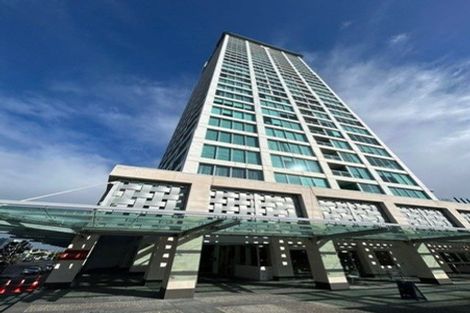 Photo of property in Sentinel Apartments, 702/3 Northcroft Street, Takapuna, Auckland, 0622