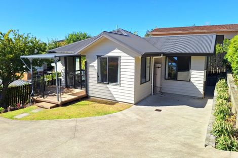 Photo of property in 59 Litten Road, Cockle Bay, Auckland, 2014