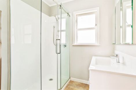 Photo of property in 7 Tapu Road, Huapai, Kumeu, 0810