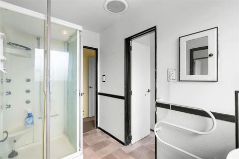 Photo of property in 2/136 Wainoni Road, Avondale, Christchurch, 8061
