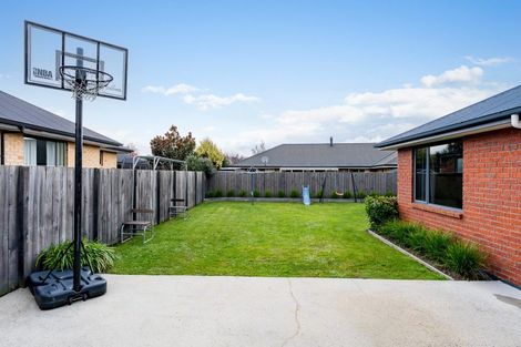 Photo of property in 16 Fenty Place, Mosgiel, 9024