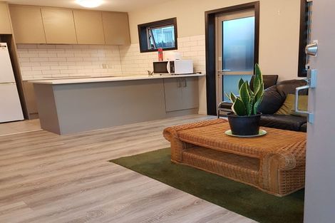 Photo of property in 208 Don Buck Road, Massey, Auckland, 0614