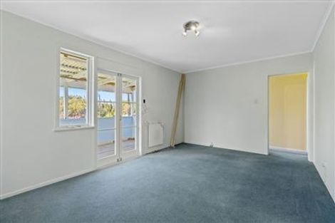 Photo of property in 11 Sarona Avenue, Glen Eden, Auckland, 0602