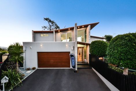 Photo of property in 28 Highgrove Drive, Grandview Heights, Hamilton, 3200