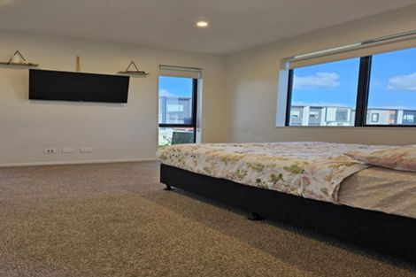 Photo of property in 1 Te Mura Crescent, Takanini, 2112