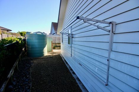 Photo of property in 2 Roseberry Place, Whitianga, 3510