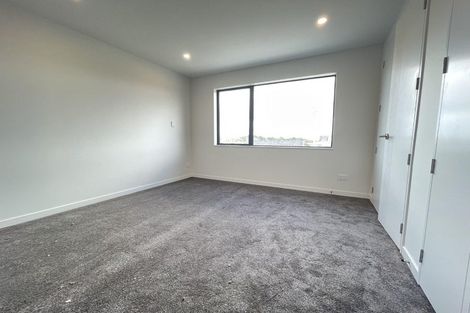 Photo of property in 7 Battersby Lane, Windsor Park, Auckland, 0632