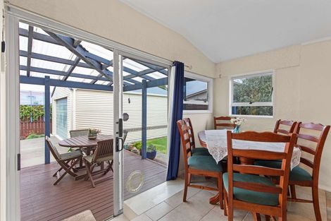 Photo of property in 35 Ballance Street, Aramoho, Whanganui, 4500