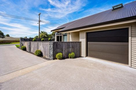 Photo of property in 9 Wharf Road, Albany, Auckland, 0632
