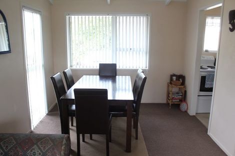 Photo of property in 6 Parvin Place, Pukekohe, 2120