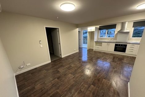 Photo of property in 7 Murray Street, Island Bay, Wellington, 6023